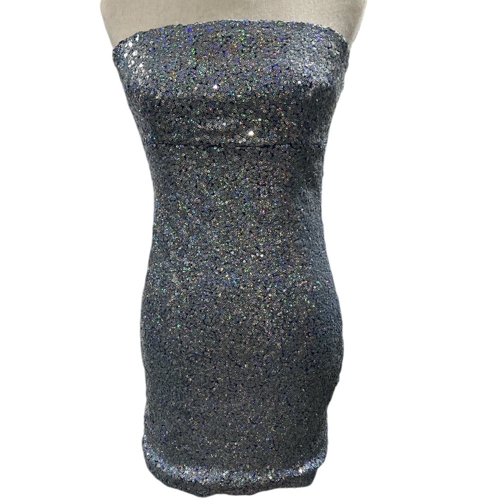 Charlotte Russe Strapless Silver Sequin Cocktail Dress – Bodycon Party Dress – S